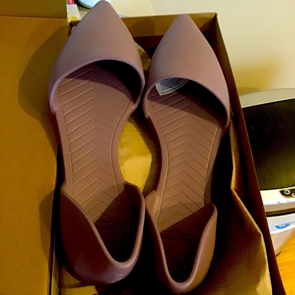 New w/ tags & Box Heather Purple Native Audrey